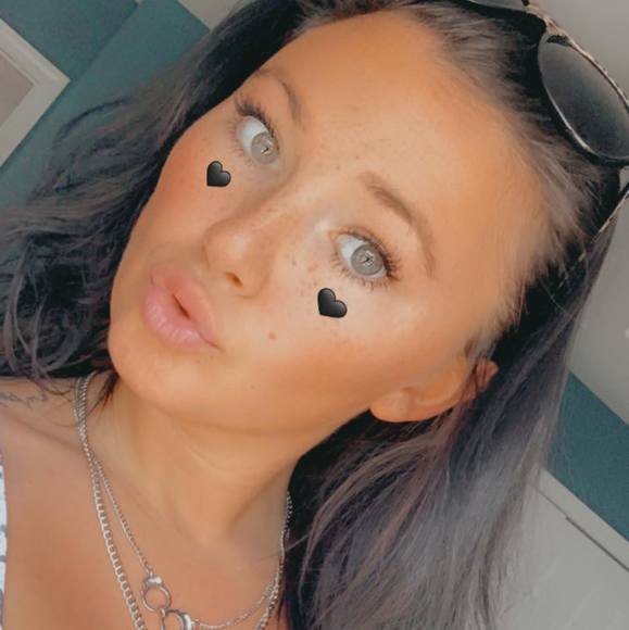 Meet your Posher, Michaela - Picture 1 of 1